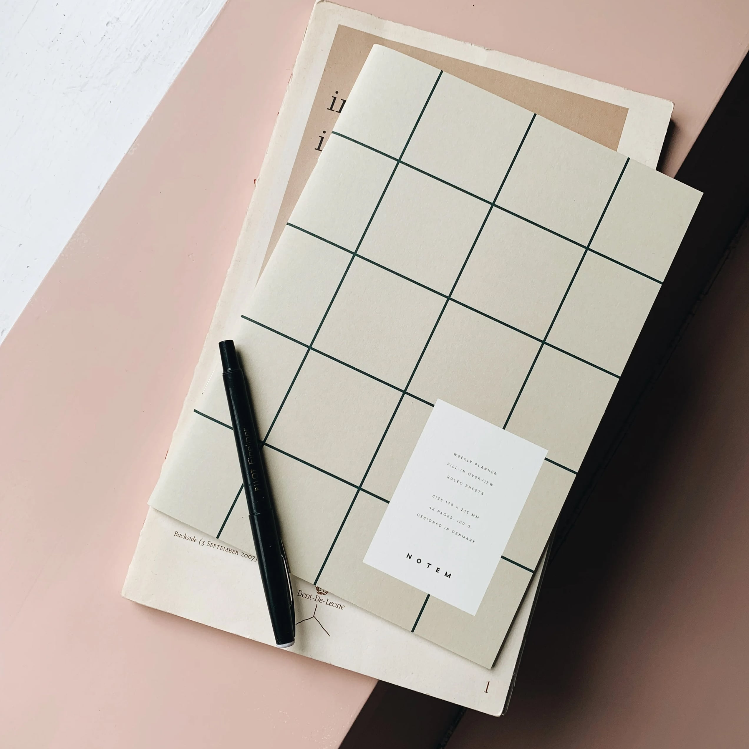 Minimalist Scandinavian Planners