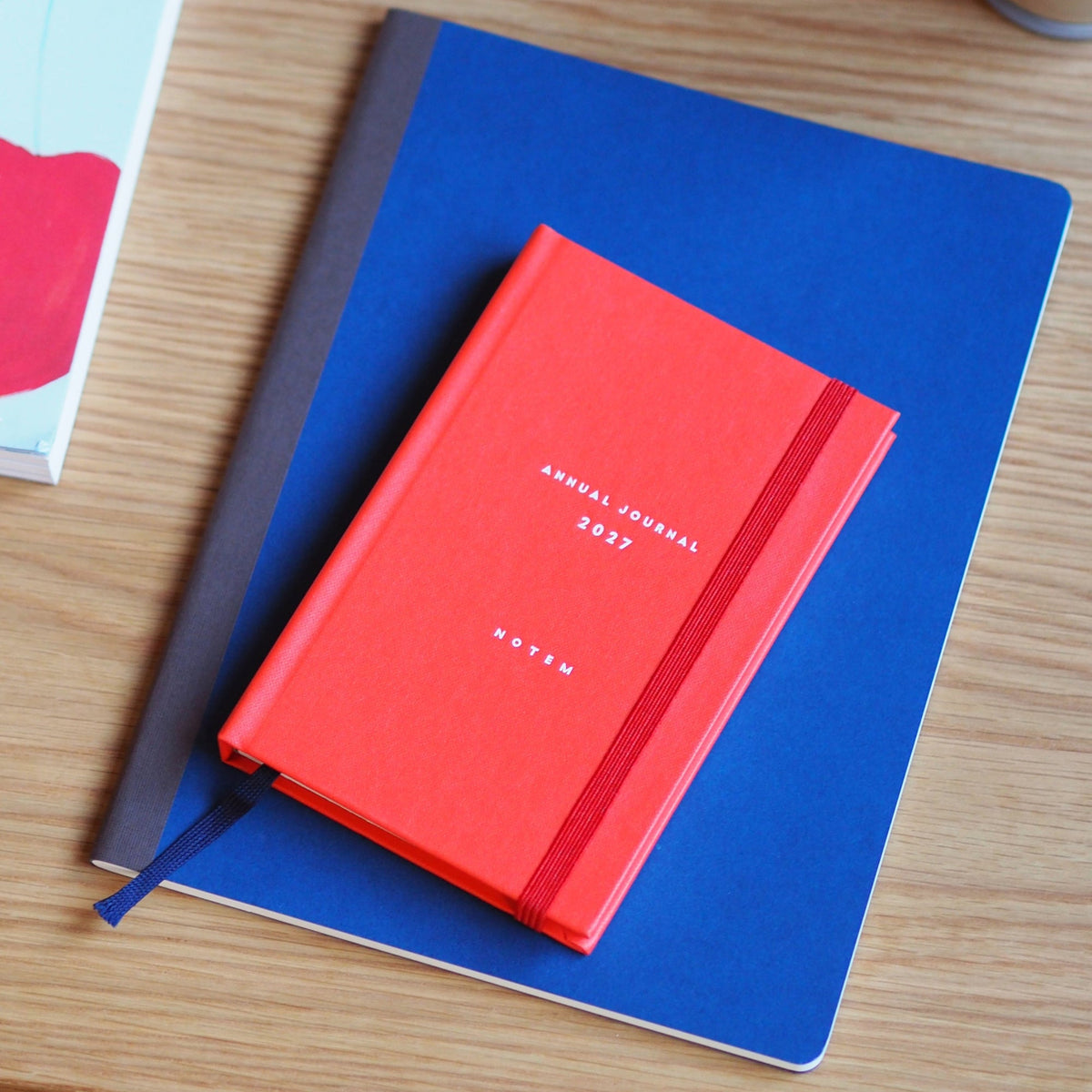 ALVA Annual Journal 2027, A6 Flat Lay Binding - Orange – styled foto