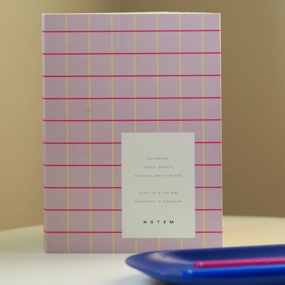 UMA Notebook, Small - Lavender Check – styled foto