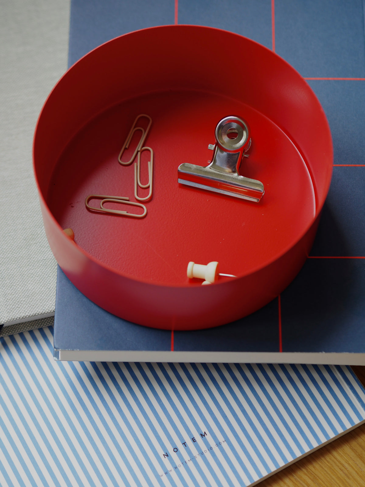 LOLA bowl - Red