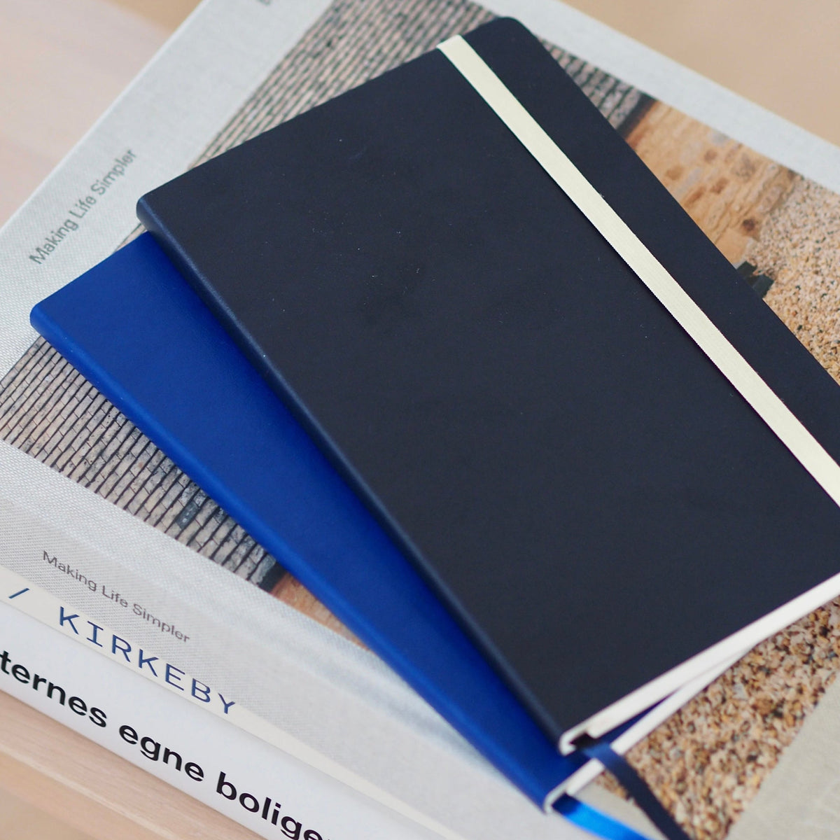 Flow Notebook, Medium - Dark Blue