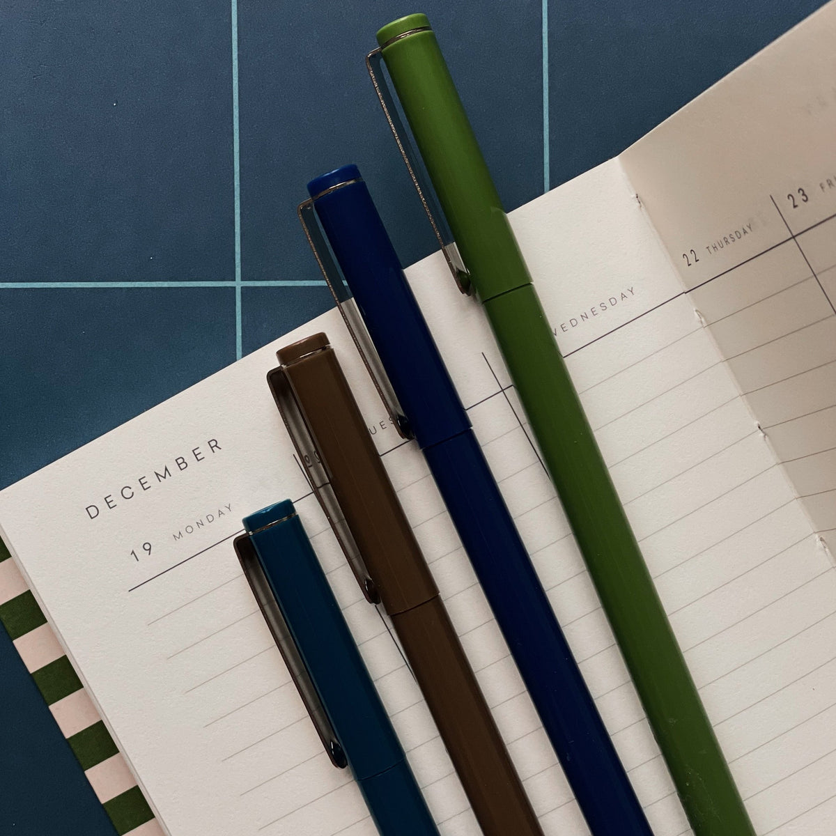 UMA Notebook, grande - blu scuro
