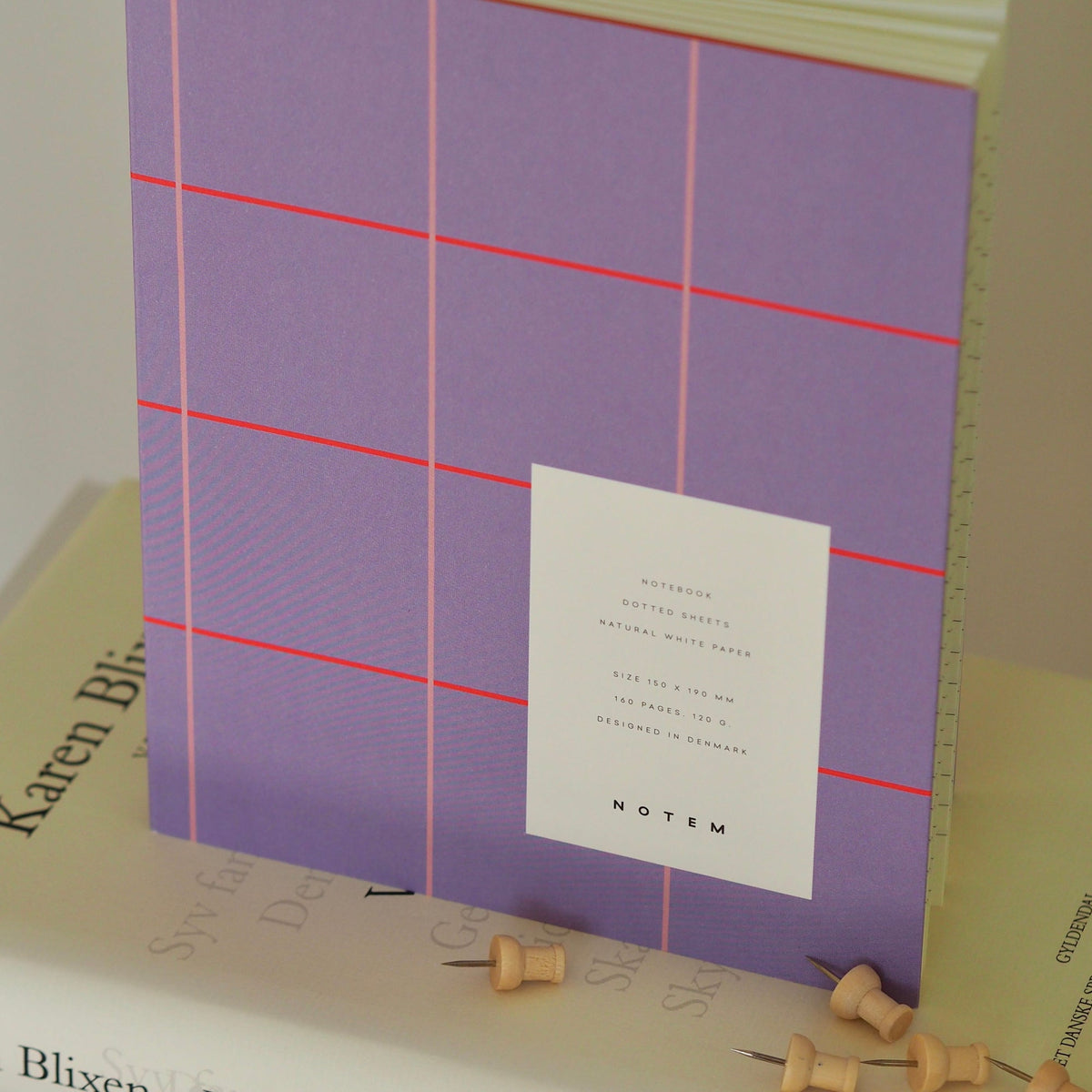 UMA Notebook, Medium - Lavender Check – styled foto