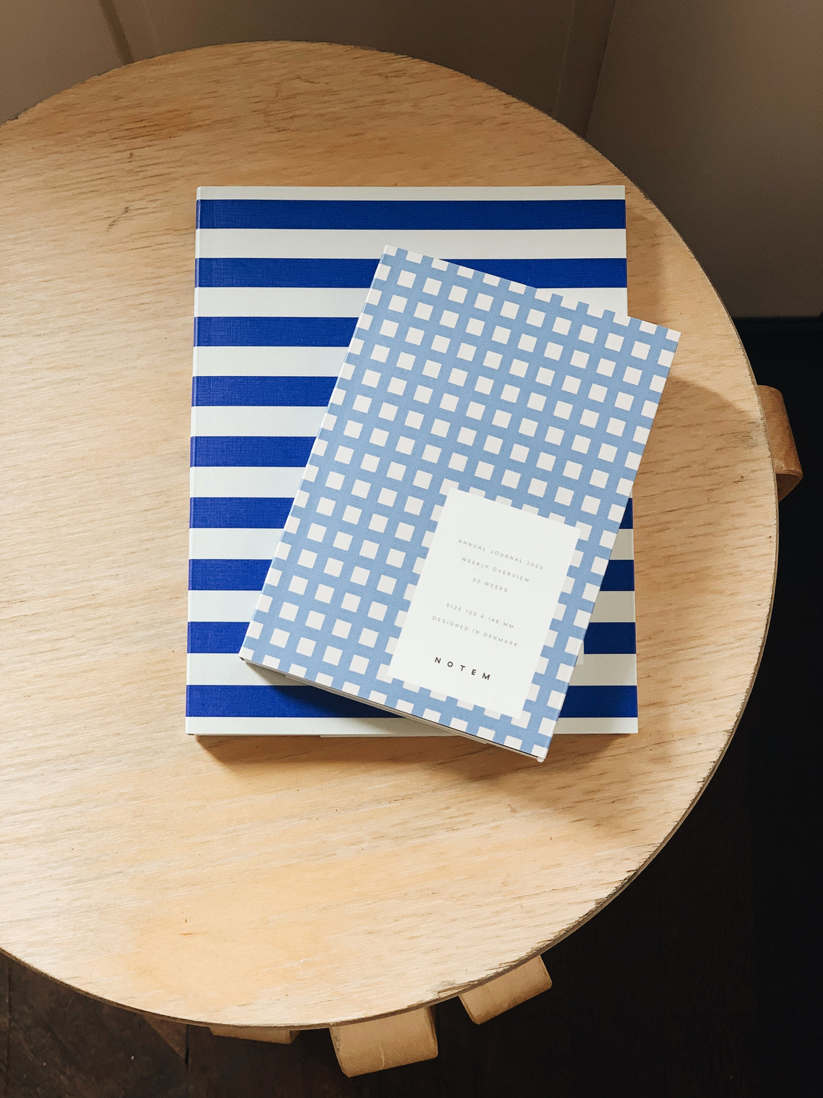 UMA Weekly Planner, Medium - Bright Blue