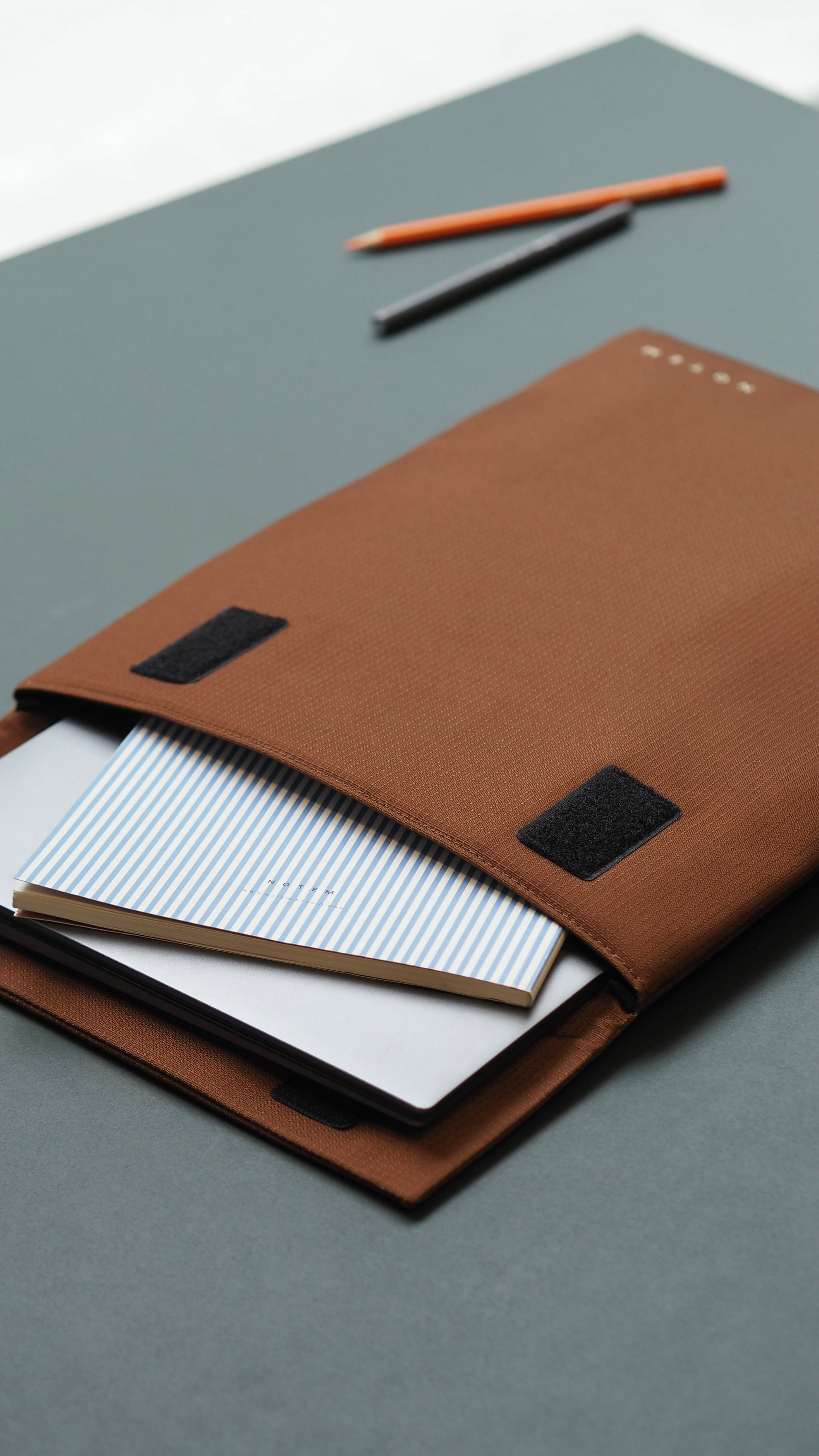 Housse pour ordinateur portable MIRA, marron